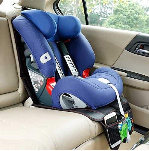 Los mejores protectores de asiento de coche para la silla del bebé (Guía 2022)