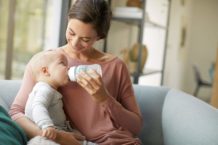 Los mejores biberones anticólicos para tu bebé (Guía 2022)